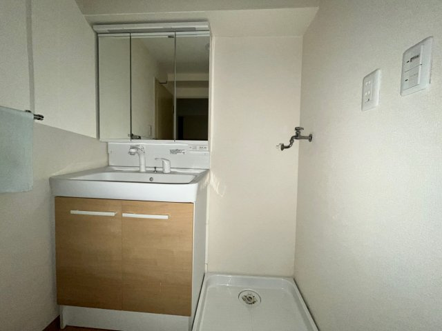 【独立洗面台】