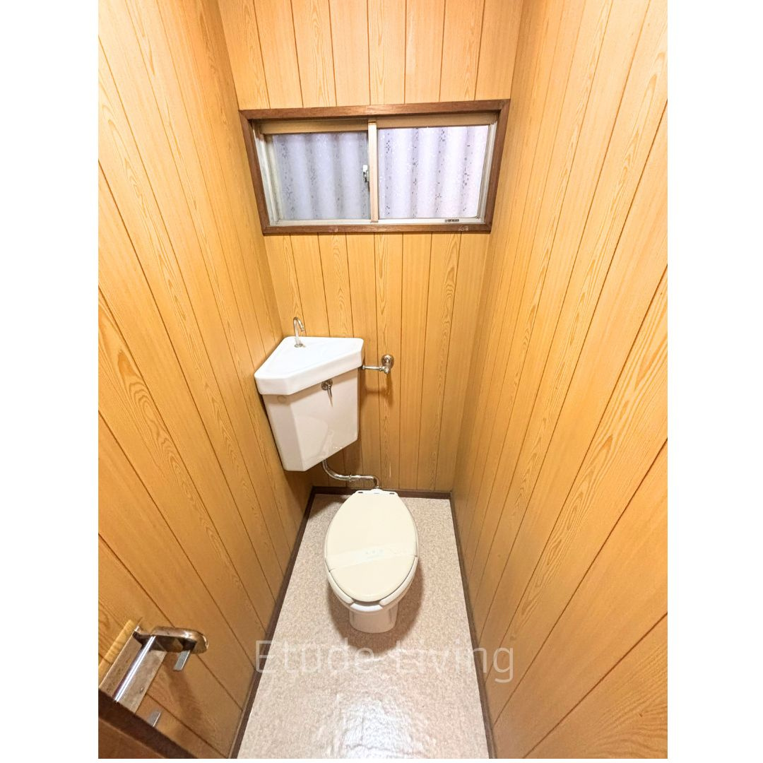 大和田5丁目貸家のトイレ