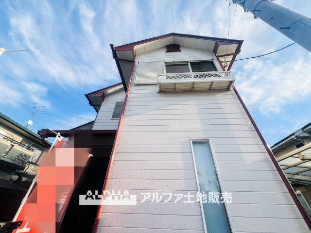 武蔵村山市中原２丁目の中古一戸建の外観|【outward appearance】
◆時を忘れる場所◆みんなが集い、食事と楽しい会話が始まる。話に夢中になり、ついつい時を忘れ夜半過ぎになってしまう。そんな束の間の幸せを感じさせてくれる場所。