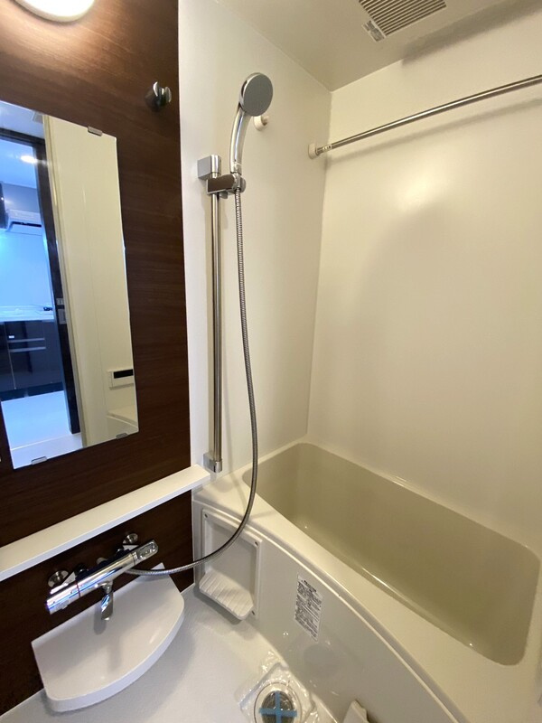 エステムコート神戸元町ヒルズの浴室|コンパクトで使いやすいお風呂です