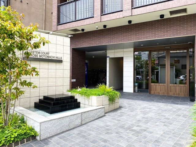 エステムコート神戸元町ヒルズのエントランス|落ち着いたエントランスです