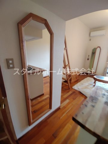 セザンヌ松井の内装|内装は落ち着いています