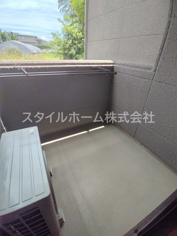 セザンヌ松井のバルコニー|落ち着いた時間を過ごせるバルコニーです