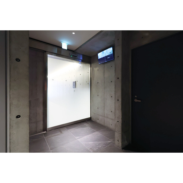 ZONNA神戸磯上通の居間・リビング|使いやすいリビングです