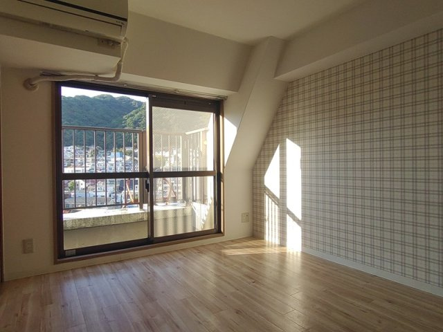 パルメーラ山手の居間・リビング|ゆったりとしたリビングです