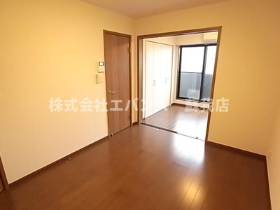 【居間・リビング】 | G-PRIME蘇我 | ゆったり過ごせるリビングです