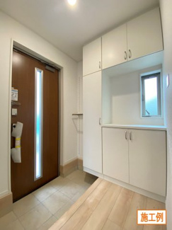 【内観：施工例】 | 横浜市旭区市沢町　全2棟/今回販売1棟 | 同施工会社施工例（玄関）