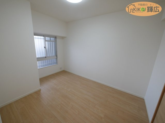【洋室】 | ローズヴィラ東加古川　7階