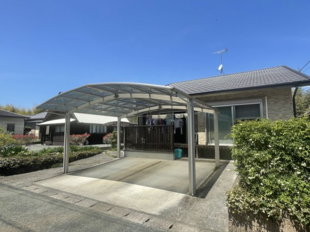 山鹿市小群土地建物の外観