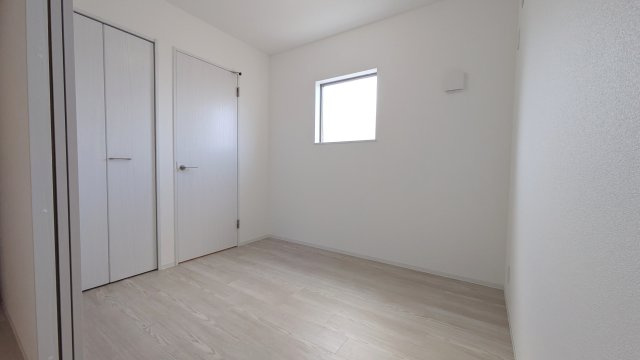 【寝室】