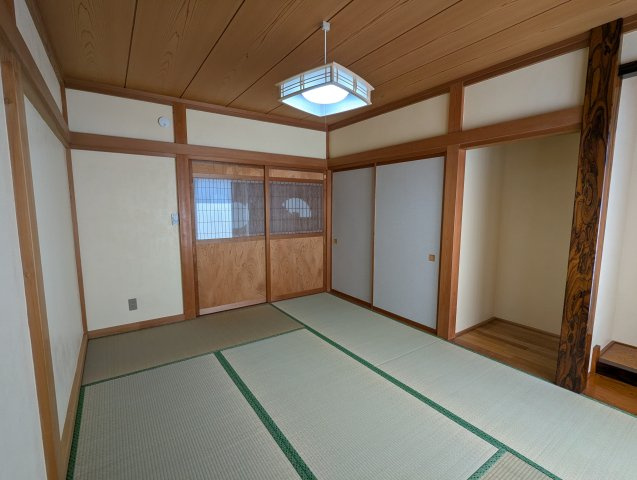 売中古戸建　富士市伝法の和室|来客スペース・子供の遊び場・昼寝スペースなど色々と幅広く使える大活躍の和室です。