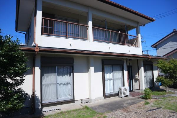 中古住宅　牛牧　の外観