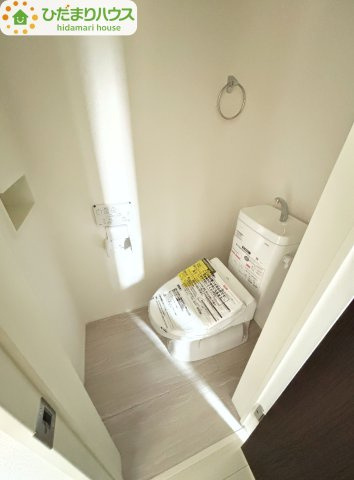 野田市野田4期　新築戸建　3号棟のトイレ|白を基調としたトイレは、インテリア次第でどんな空間になるかワクワクしますね♪							
