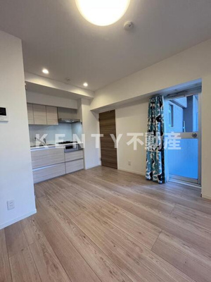 【居間・リビング】 | メガロン御殿山 | ゆったり過ごせるリビングです