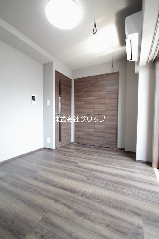 Le'a横濱関内弐番館の洋室