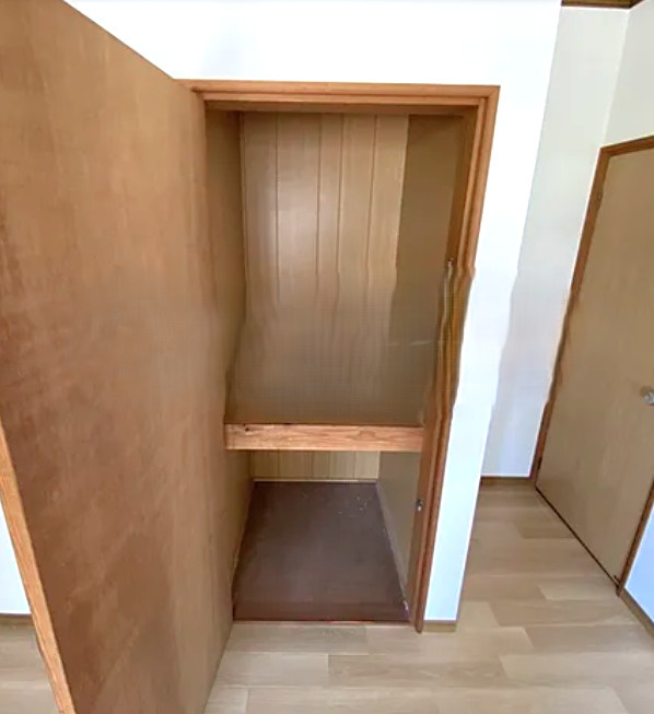 レジデンスひかり【キャッシュバック対象】の収納|小物を収納するのに便利です