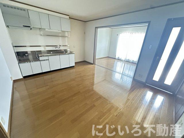 パティオ武中の居間・リビング