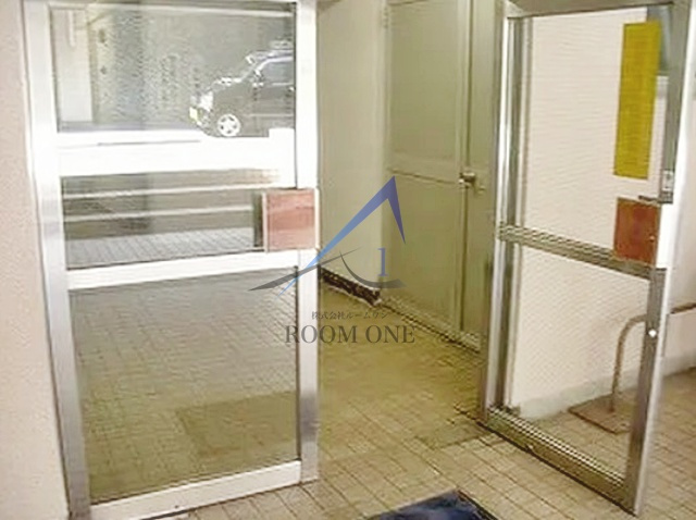 シルバーコーポのエントランス|エントランスです。