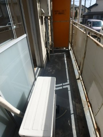 ビレッジハウス安倍2号棟のバルコニー|イメージ102号室の写真