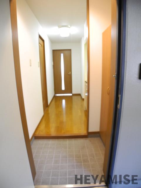 スカイヒルズ水辺の森の玄関|※同間取りの別の階のお部屋の写真です※