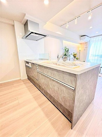 イクシア川口元郷