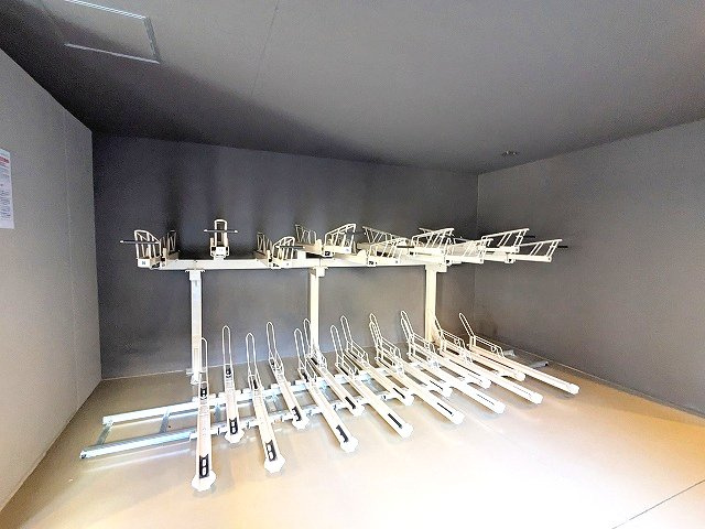 ニド元浅草の設備|屋根付き自転車置場