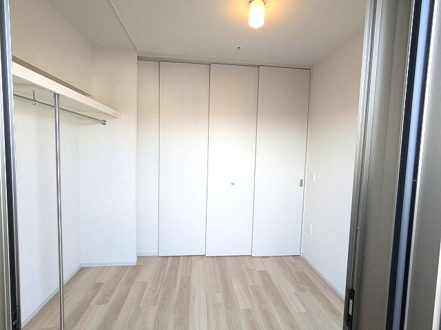 ニド元浅草のその他共用部分|形の良い洋室です