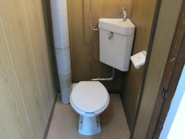 若草401マンションのトイレ