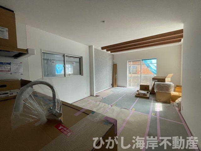 藤沢市高倉　新築戸建　全２棟の前面道路含む現地写真|12月13日撮影　建築前　現地外観