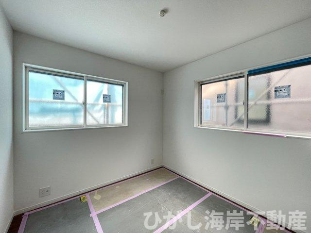 藤沢市高倉　新築戸建　全２棟の寝室|4月24日撮影　建築中　5.2帖　洋室