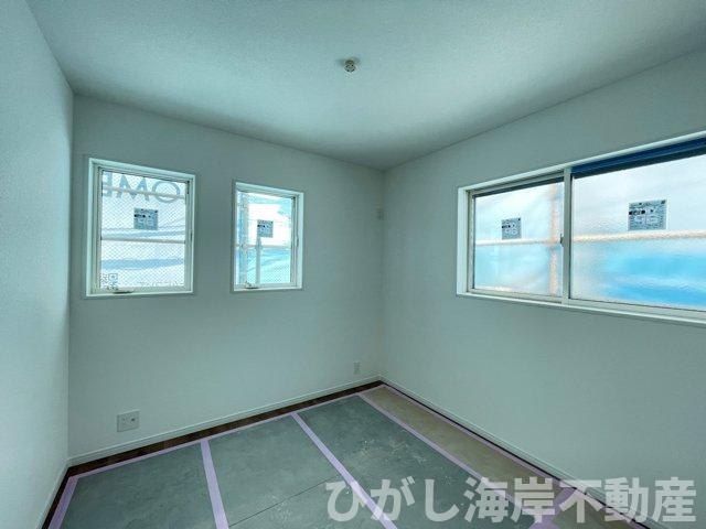 藤沢市高倉　新築戸建　全２棟の内装|4月24日撮影　建築中　5帖　洋室