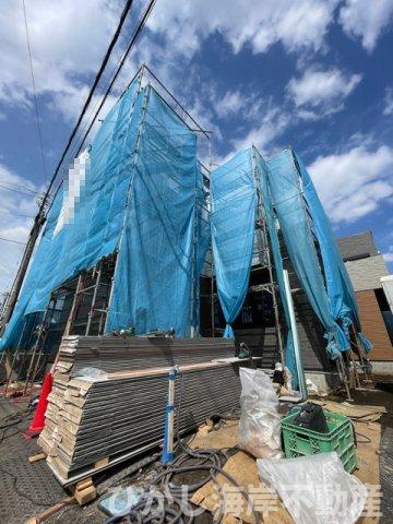 藤沢市高倉　新築戸建　全２棟の外観|4月24日撮影　建築中　現地外観