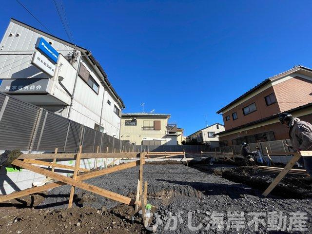 藤沢市高倉　新築戸建　全２棟の外観|1月12日撮影　建築中　現地外観