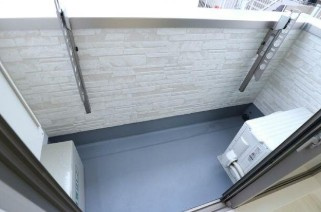 プリムス大宮のバルコニー