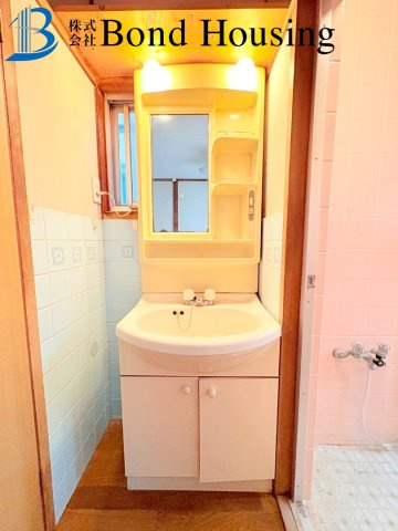 山陽「林崎松江海岸駅」徒歩7分の好立地物件　貴崎5丁目　築50年の独立洗面台