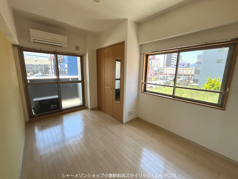 No.65 クロッシングタワーORIENT BLD.の居間・リビング