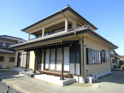 【外観】 | 【再生住宅】甲斐市竜王 | 外観もきれいです