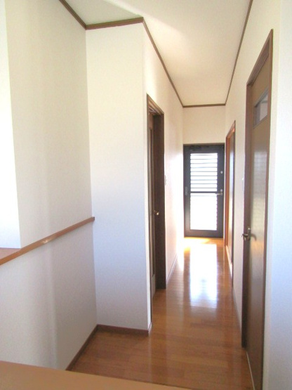 【内装】 | 【再生住宅】甲斐市竜王 | 明るい室内です