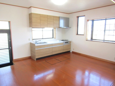 【居間・リビング】 | 【再生住宅】甲斐市竜王 | ゆったりとした居間です（掘りごたつ付き）