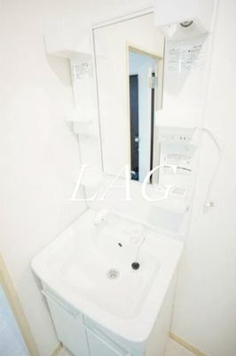 【洗面所】 | 東山コーポ | 洗面台です。