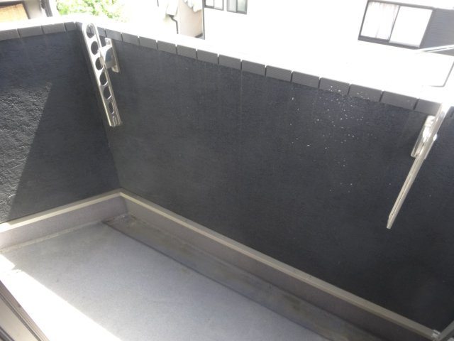 GKレジデンス清荒神のバルコニー