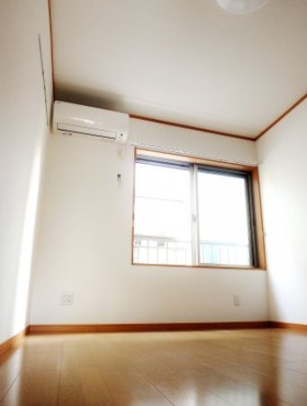 ジュライの寝室