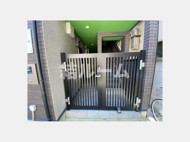 板橋区舟渡３丁目のアパートのエントランス