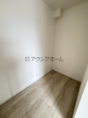入間市大字下藤沢・全2棟　新築一戸建　2号棟　の収納|洋室8帖WIC