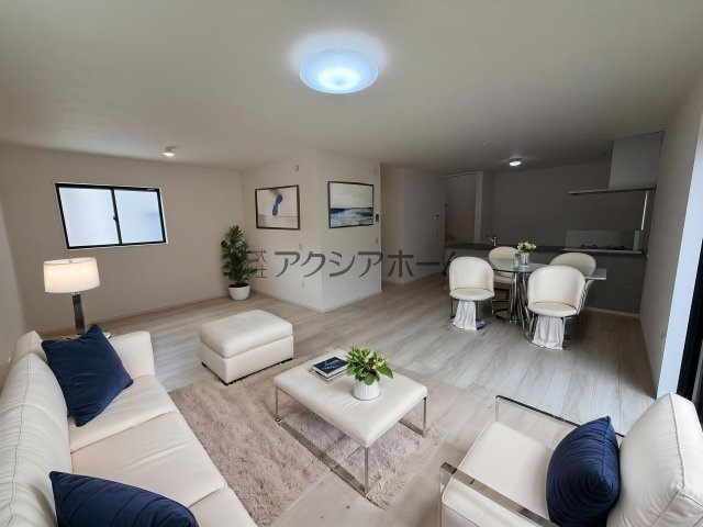 入間市大字下藤沢・全2棟　新築一戸建　2号棟　の内装|床暖房付LDK23帖（家具はCG画像での表示になります）