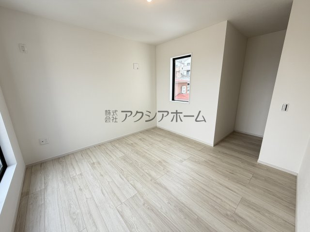 入間市大字下藤沢・全2棟　新築一戸建　2号棟　の寝室|洋室8帖