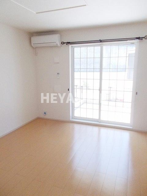 クレメント・ヒルＢ棟の居間・リビング