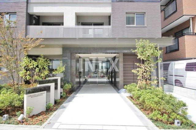 川崎市中原区小杉町２丁目の賃貸マンションのエントランス