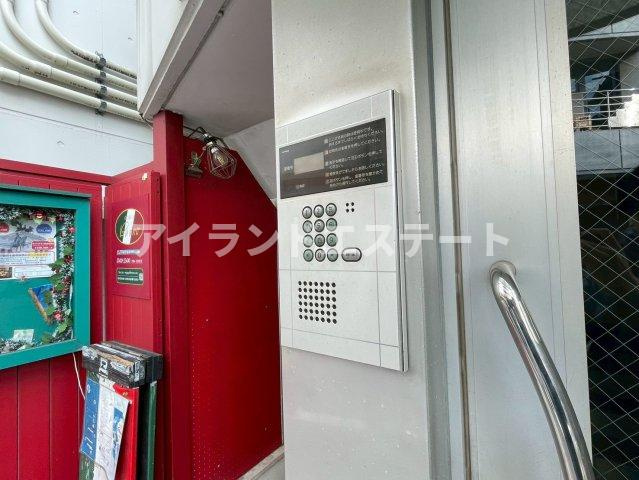 デイライト東山　ネット無料　角部屋　オートロックのセキュリティ