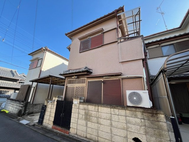 楠町西貸家の外観